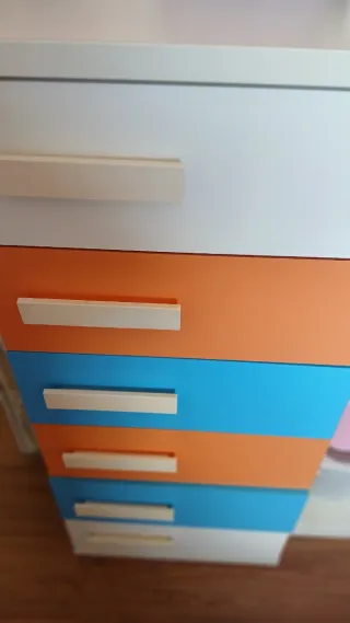 Armario y cómoda infantil