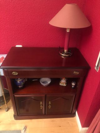 Aparador de madera con cajón y 2 puertas clásico