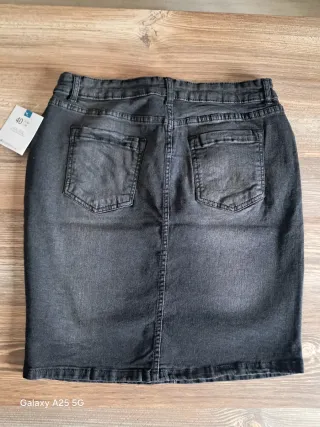 Falda vaquera negra Janina T42