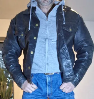 Chaqueta vaquera de cuero Y2K