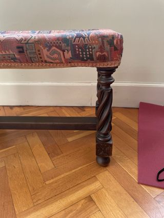 Banqueta antigua diseño bonito