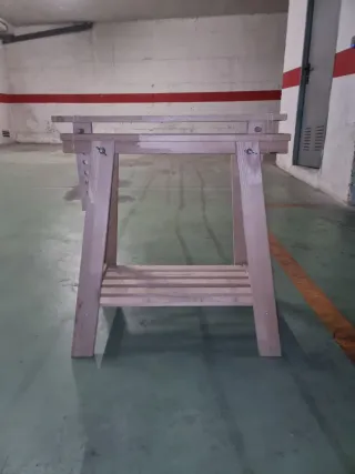 Caballete de madera para trabajos