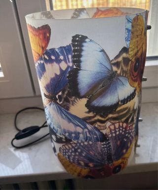 Lampada con farfalle