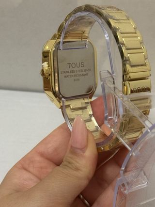 Reloj inspiración Tous Dorado