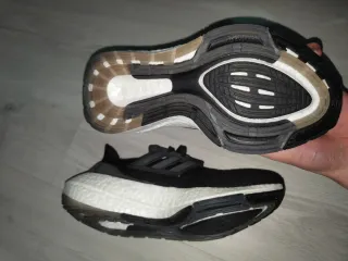 Adidas Ultraboost 22 W Negro/Gris