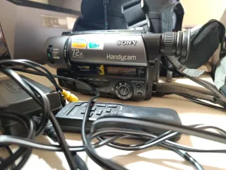 Cámara de video Sony Handycam + Accesorios