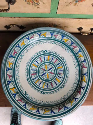 Plato de cerámica marroquí antiguo