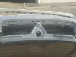 Paragolpes delantero Dacia sandero 2022