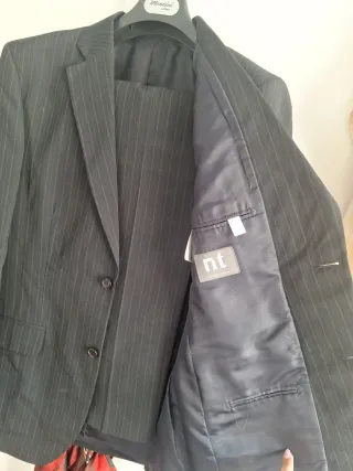 Traje de hombre rayas gris