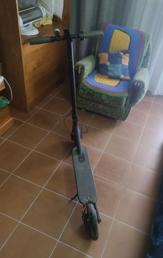 Patinete Eléctrico Xiaomi Mi Scooter 365