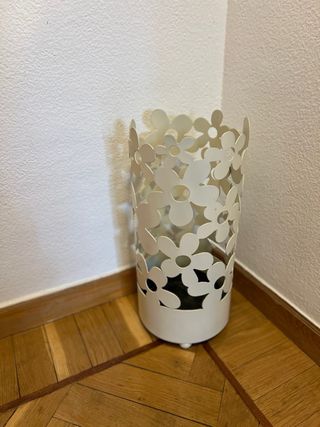 Conjunto recibidor: balda, espejo y paragüero