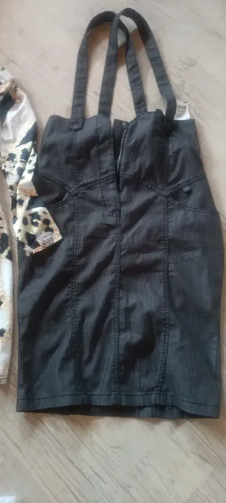 Lote 2 vestiti con stampa