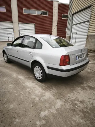 Volkswagen Passat 1998