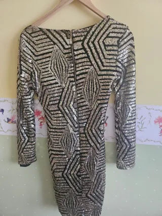 Vestido corto lentejuelas negro y dorado