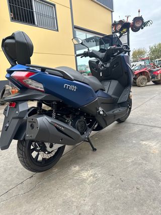 Mitt 125 GTS Nueva