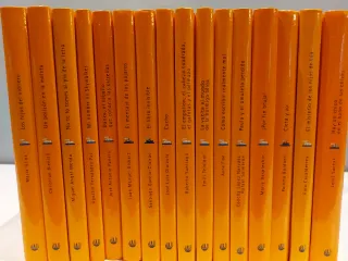 16 títulos diferentes