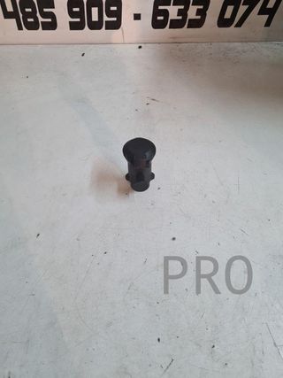 Adaptador Piña remolque 12 v