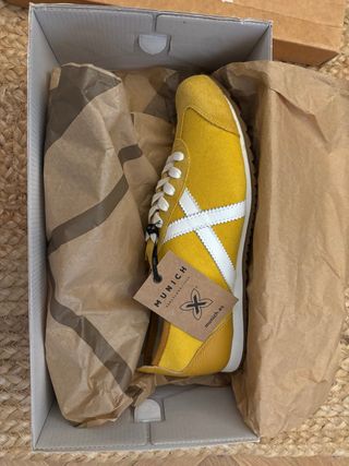 Zapatillas Munich Talla 41 (Nuevas)