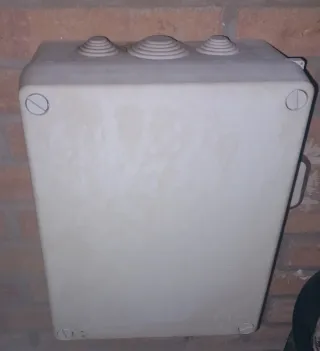 CENTRAL Y TECLADO ALARMA HONEYWELL