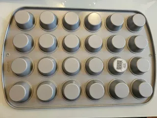 Molde Wilton 24 mini cupcakes