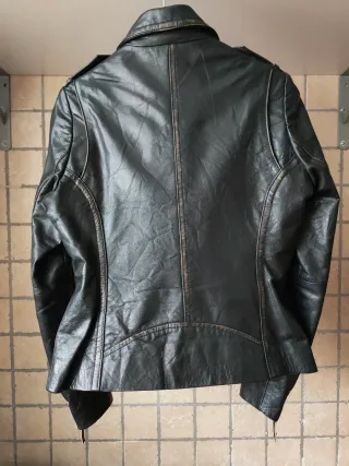 Cazadora Biker Cuero Negra Cremallera Redskins