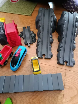 Tren de madera y accesorios