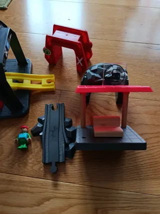 Tren de madera y accesorios