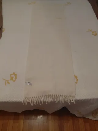 Bufandas Burberry Beige y Marrón