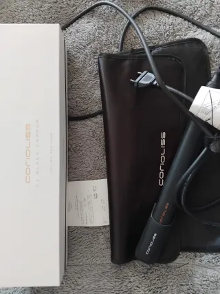 Plancha de Pelo Corioliss CI Negra y Dorada