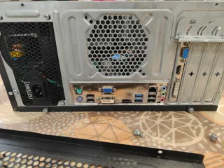 Computer desktop modello anima TACENS