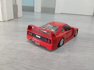 Ferrari F40 1:24 Rueda Trasera Derecha Rota