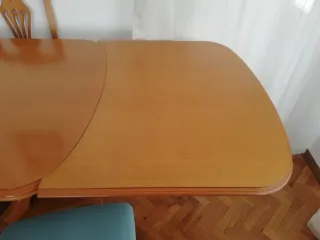 Mesa de comedor y 6 sillas madera