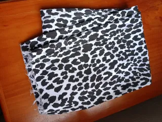 Vaqueros con estampado animal