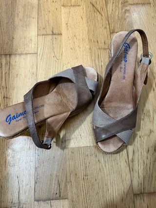 Gaimo Cuña Alpargatas Beige/Marrón