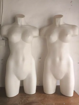 2 Maniquíes Torso Mujer Blancos