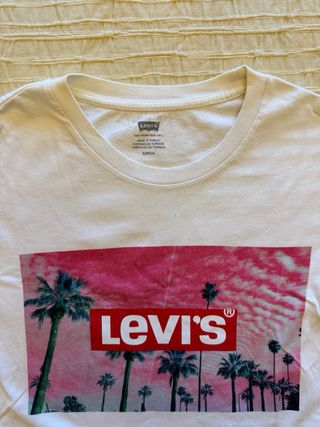 T-shirt Levi's
