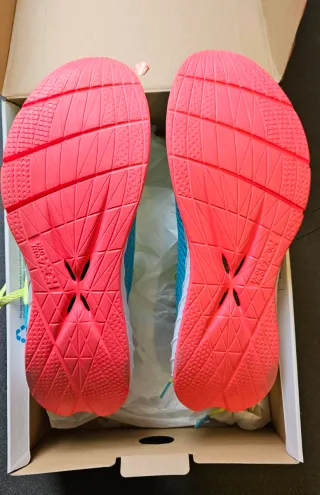 Zapatillas Hoka Carbon X3 Talla 45 1/3