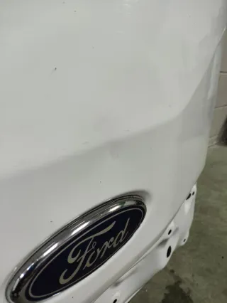 Puerta trasera derecha Ford Transit de 2018