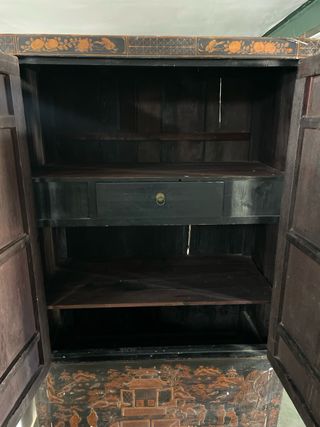 Armario antiguo 2 puertas negro y dorado