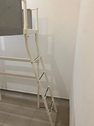 estructura en alto cama y escritorio