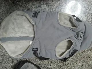 2 Abrigos para mascotas