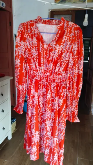 Vestido estampado floral rojo