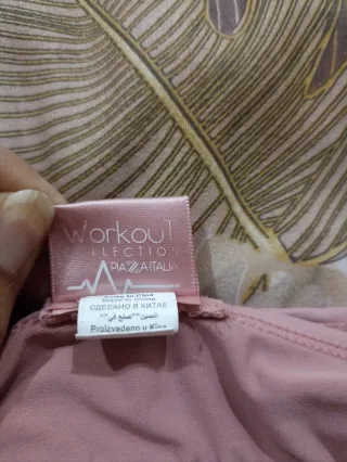 Brassiere donna rosa.