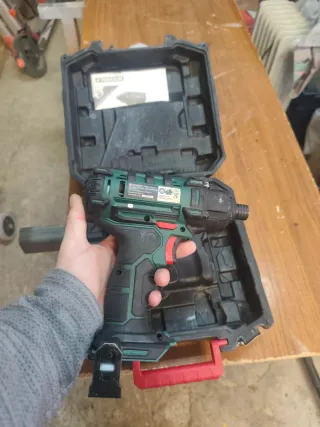 Atornilladora Parkside 20V Impacto Verde