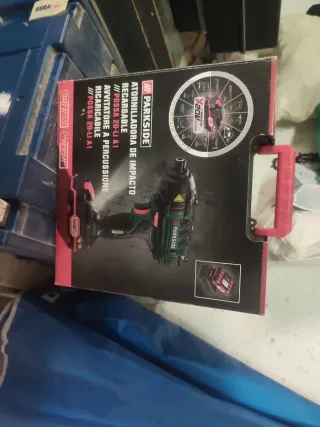 Atornilladora Parkside 20V Impacto Verde