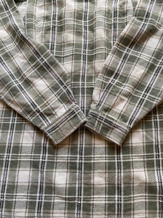 Camisa de cuadros verde y blanco. Talla M 90s