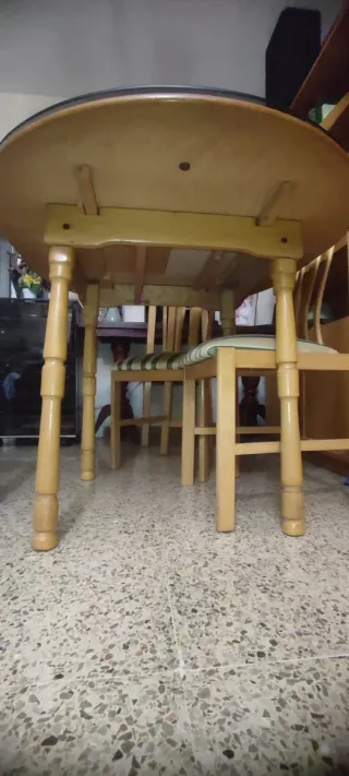 Mesa comedor extensible cristal + 6 sillas