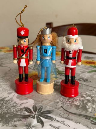 Set 3 schiaccianoci soldato, regina, Babbo Natale