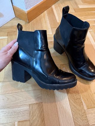 Botas charol tacón plataforma