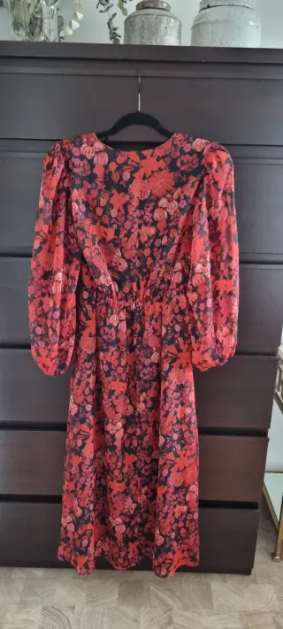 Vestido estampado Mango rojo y negro